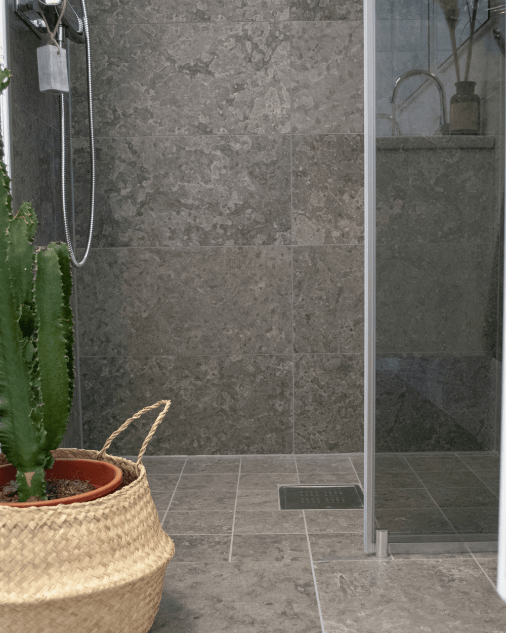 Kakel Trace Grey